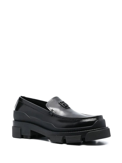 Givenchy Mocassim com logo gravado