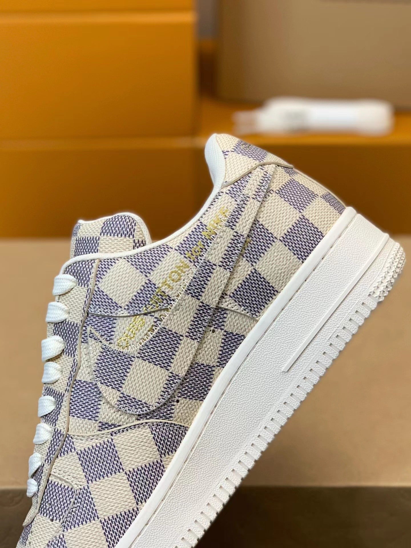 LOUIS VUITTON × NIKE AIR FORCE 1 Sneaker