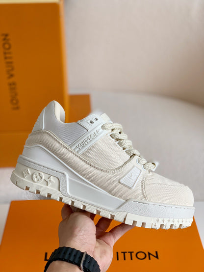 LOUIS VUITTON TRAINER MAXI  SNEAKERS