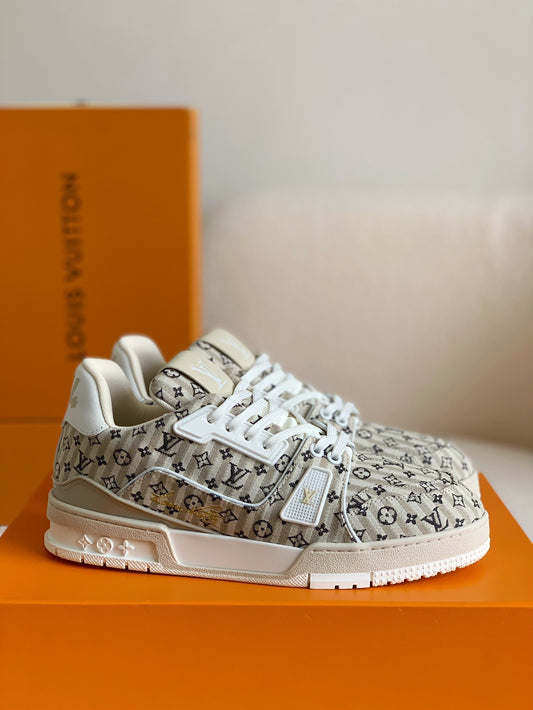 LOUIS VUITTON TRAINER SNEAKERS