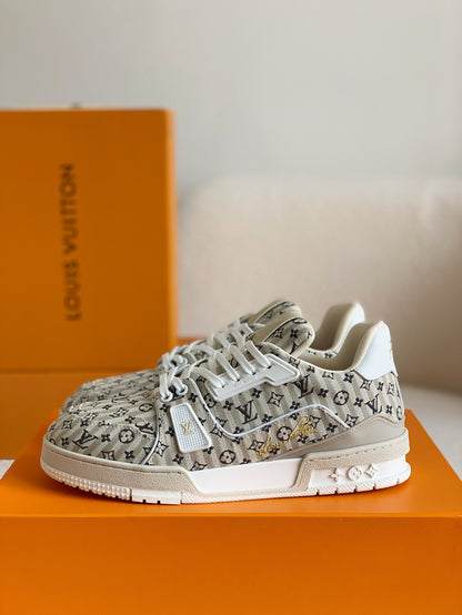 LOUIS VUITTON TRAINER SNEAKERS