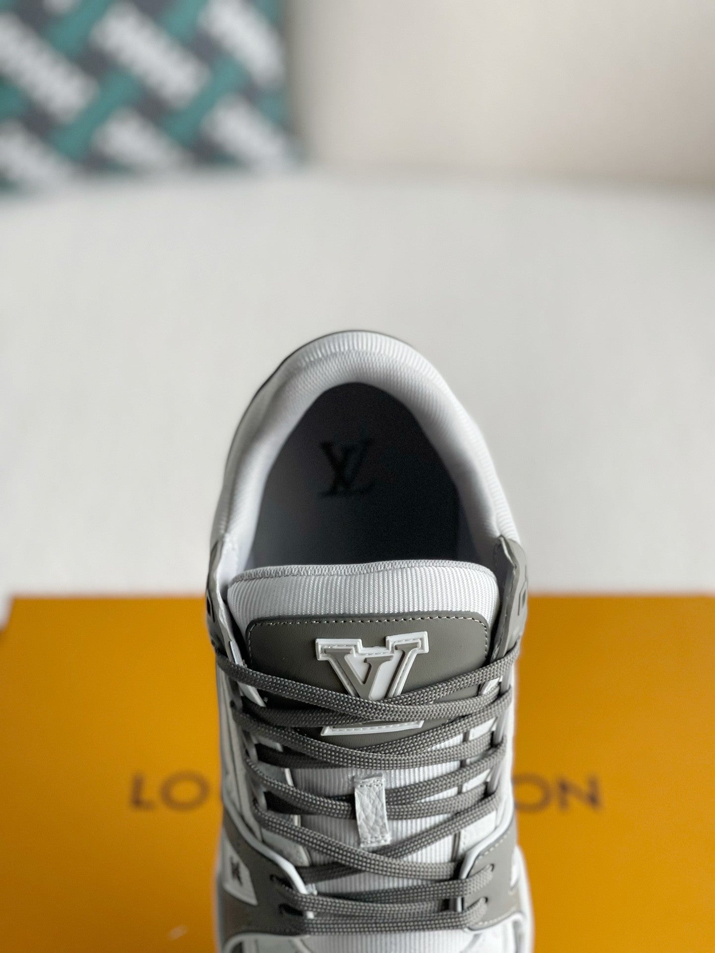 LOUIS VUITTON TRAINER 1A8KB8 Sneakers