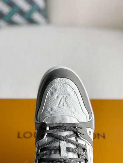 LOUIS VUITTON TRAINER 1A8KB8 Sneakers