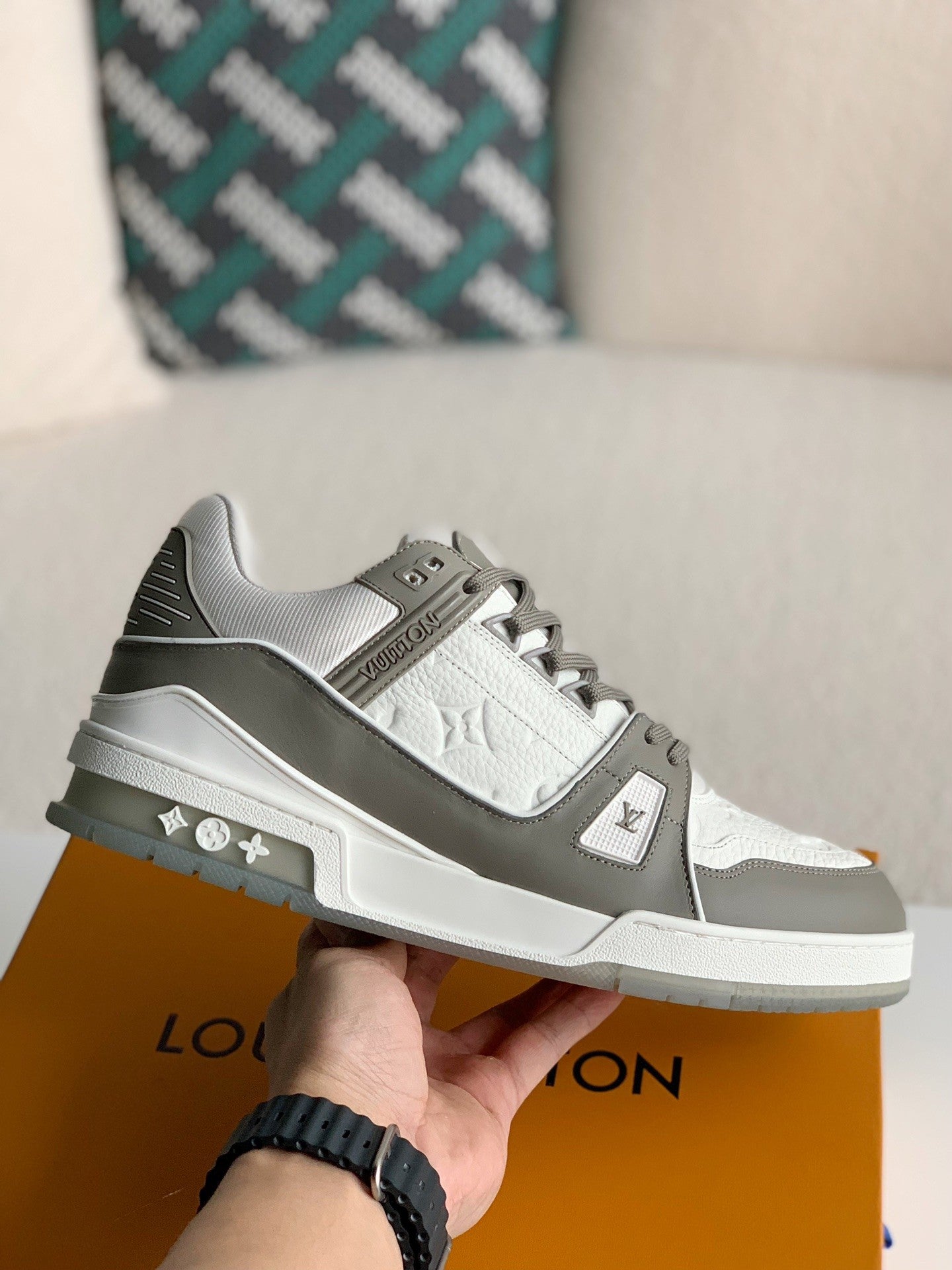 LOUIS VUITTON TRAINER 1A8KB8 Sneakers