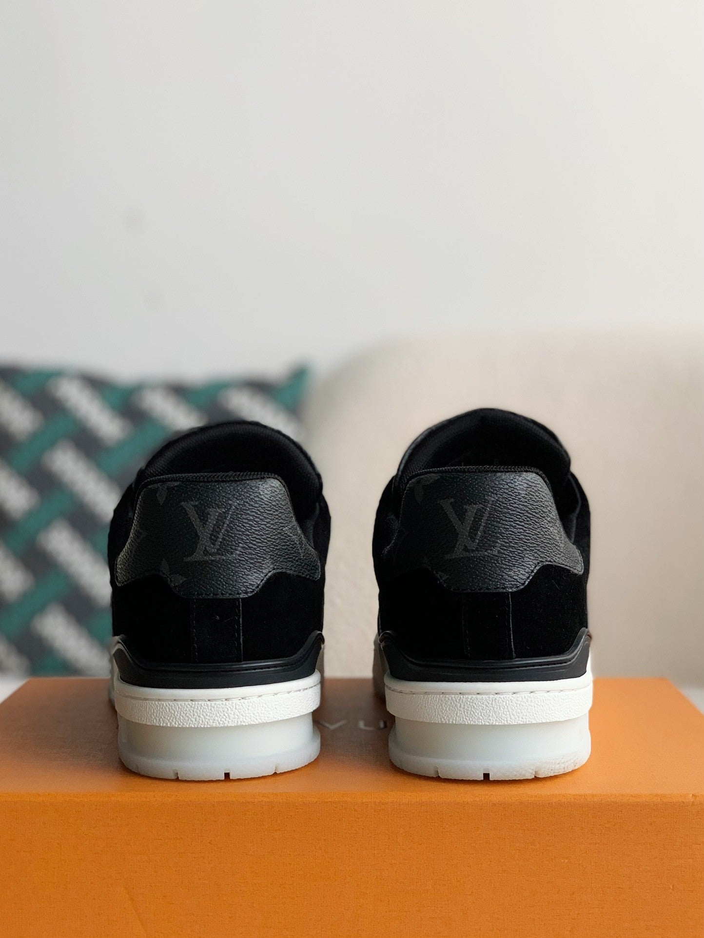 LOUIS VUITTON TRAINER