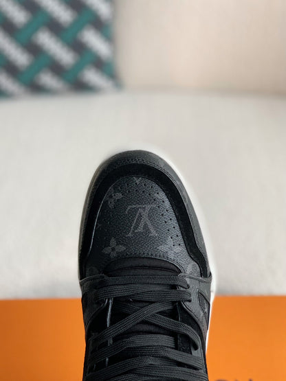 LOUIS VUITTON TRAINER