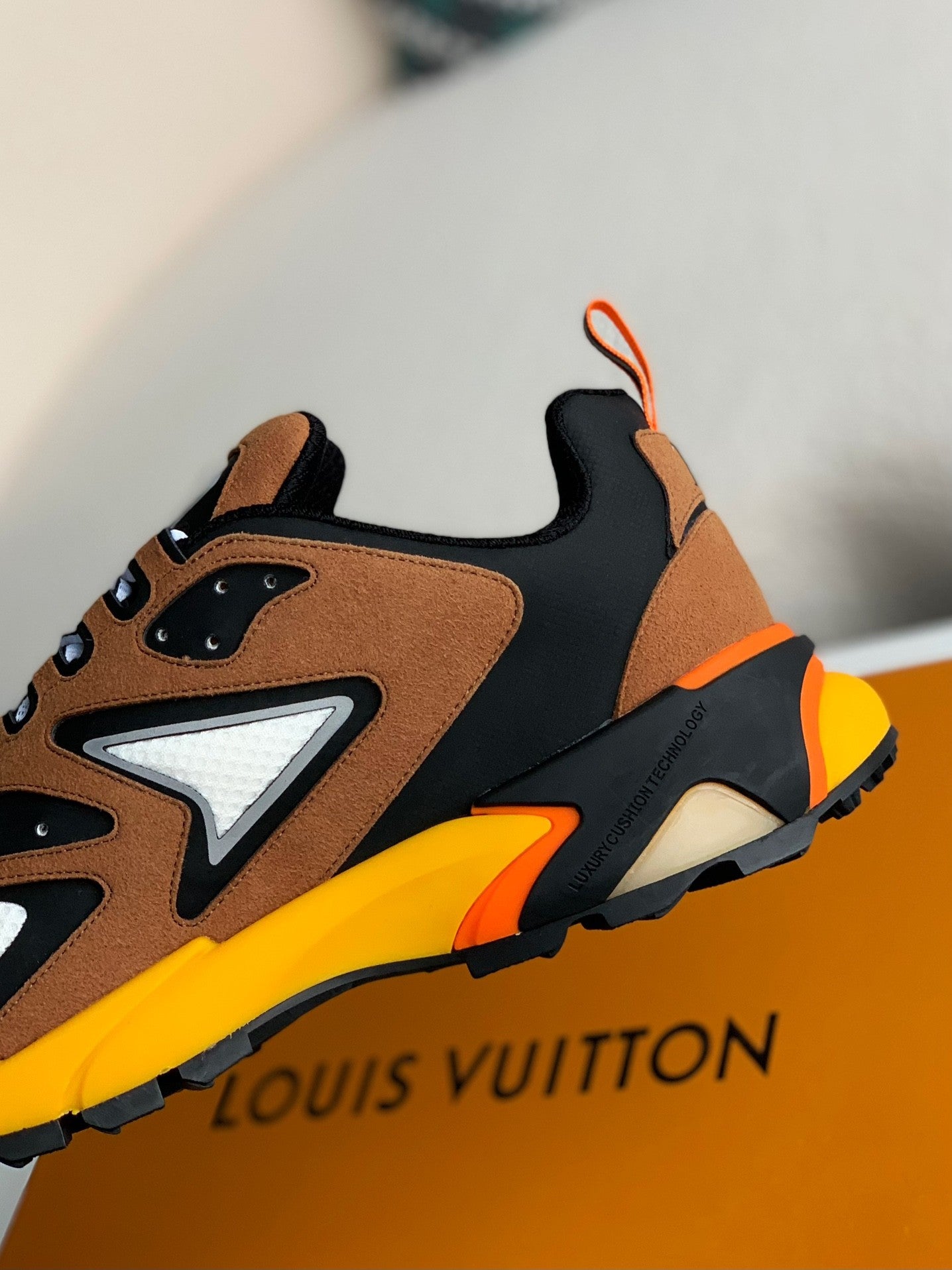 Louis Vuitton Runner Tatic Sneakers