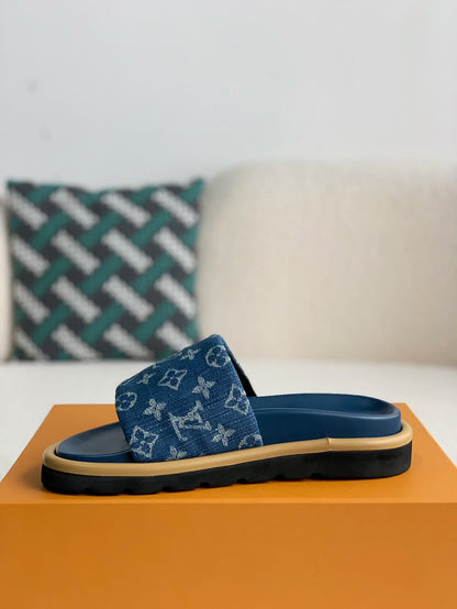 LOUIS VUITTON SLIPPERS