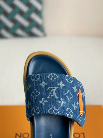 LOUIS VUITTON SLIPPERS