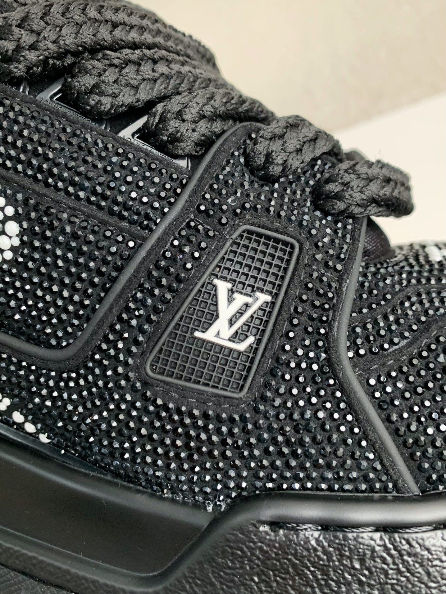 LOUIS VUITTON TRAINER Sneakers