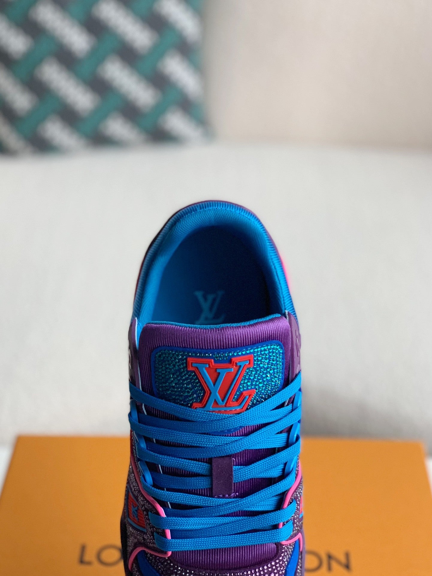 LOUIS VUITTON TRAINER Sneakers