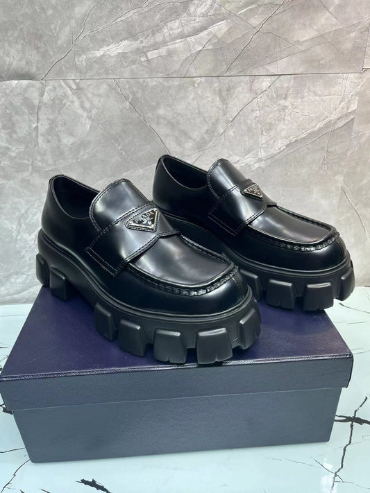 Prada Mocassim