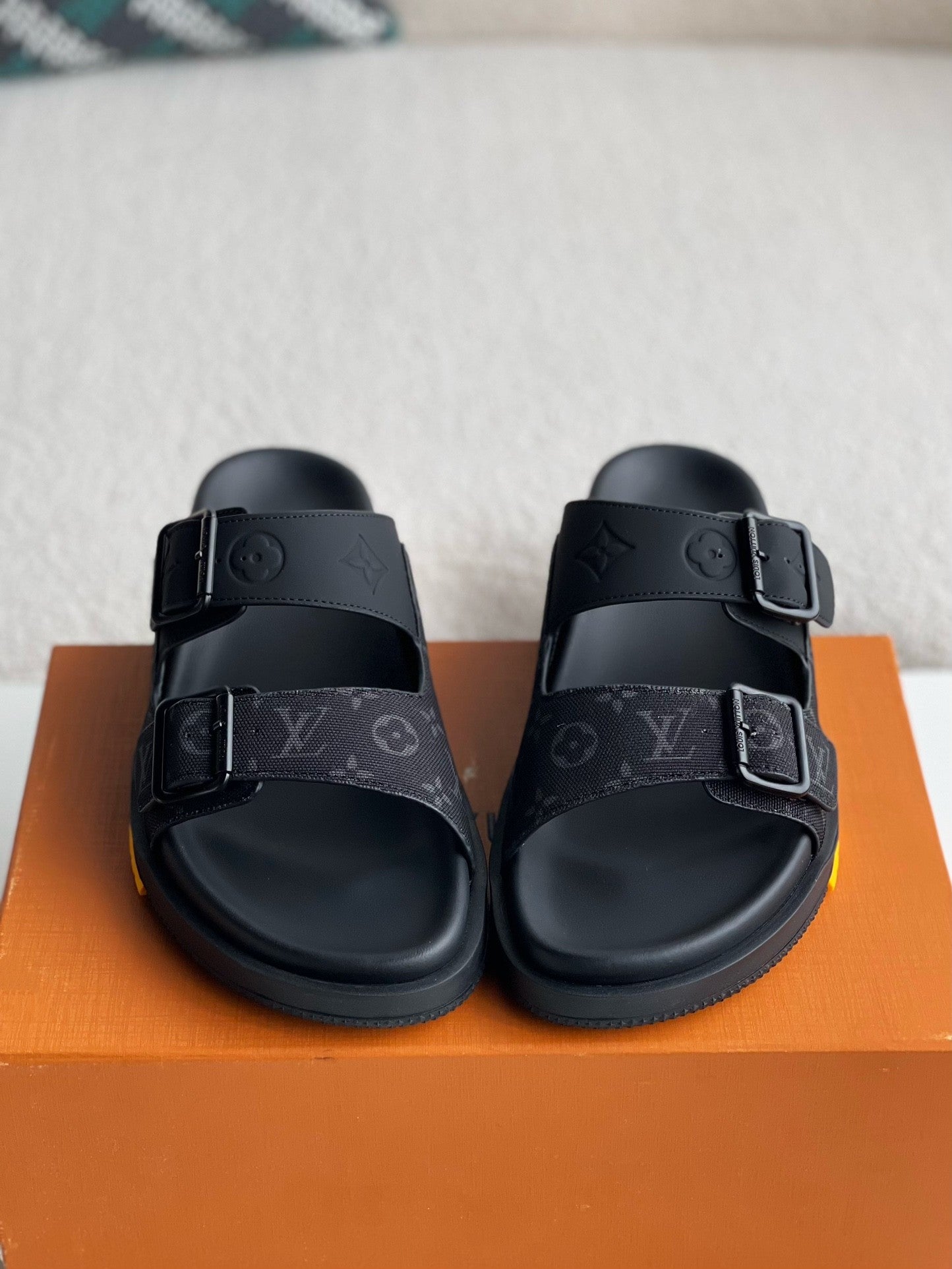 LOUIS VUITTON MIAMI MULE