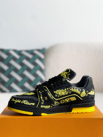 LOUIS VUITTON SNEAKERS