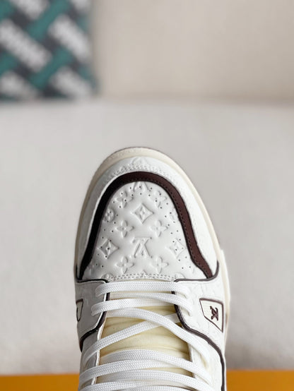 LOUIS VUITTON SNEAKERS_