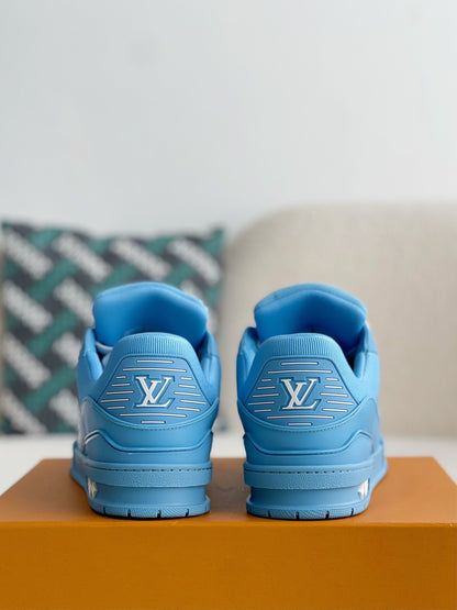 LOUIS VUITTON TRAINER Sneakers