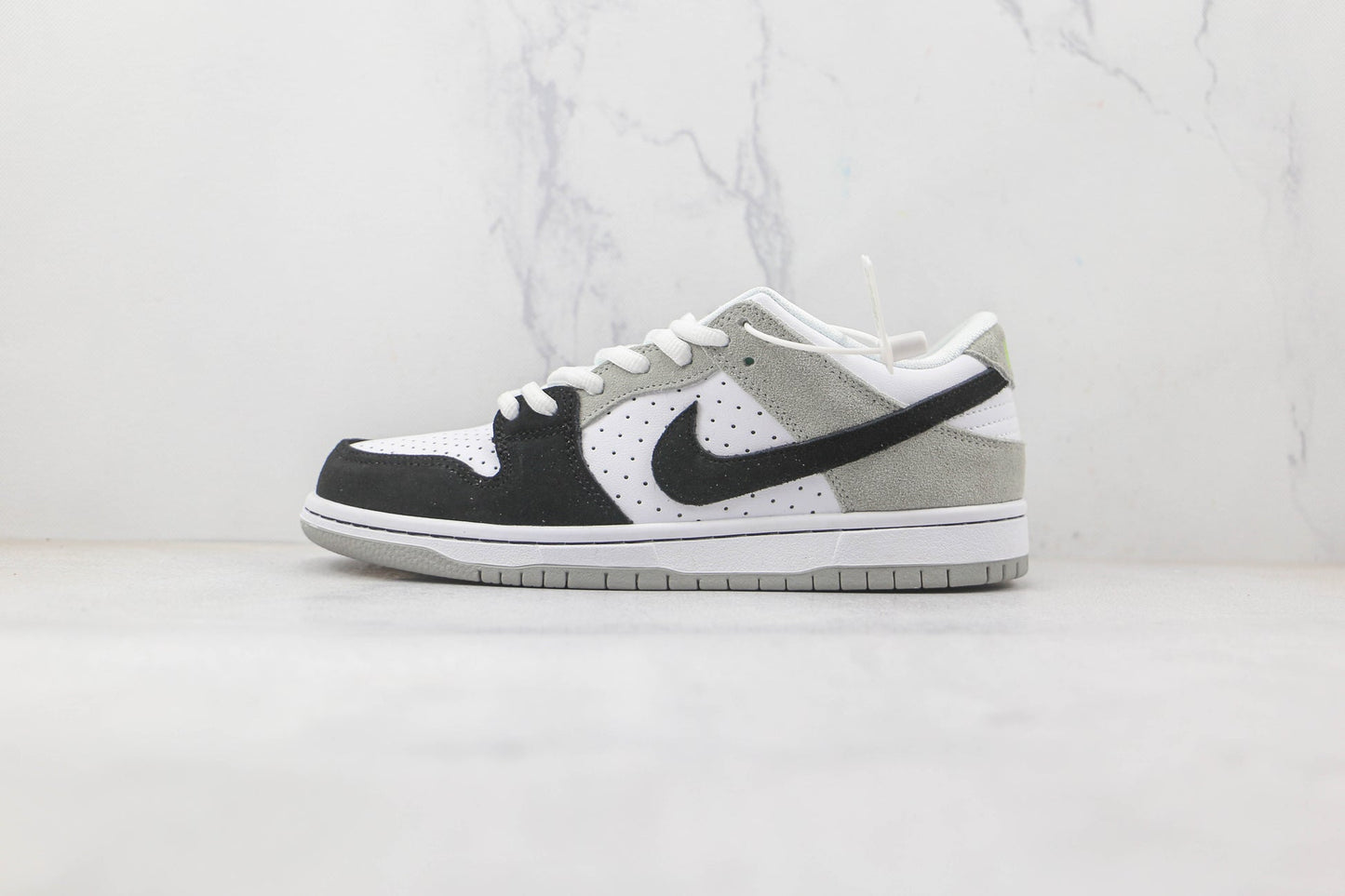 Nike SB Dunk Low Chlorophyll