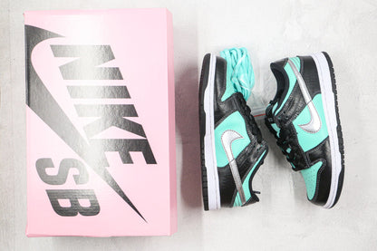 Nike SB Dunk Low Diamond Supply Co. Aqua Blue